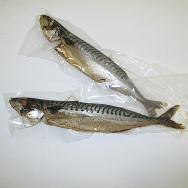 Cold-smoked mackerel